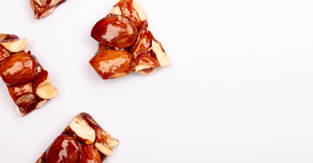 découvrez tout sur l'amaretto, cette liqueur italienne aux saveurs douces et délicates d'amandes. parfait pour vos cocktails et desserts.