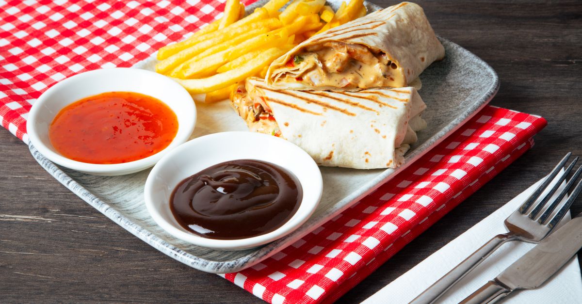 découvrez le big mac wrap, une délicieuse variation du célèbre big mac avec une touche pratique et savoureuse, idéale pour un repas rapide et gourmand.