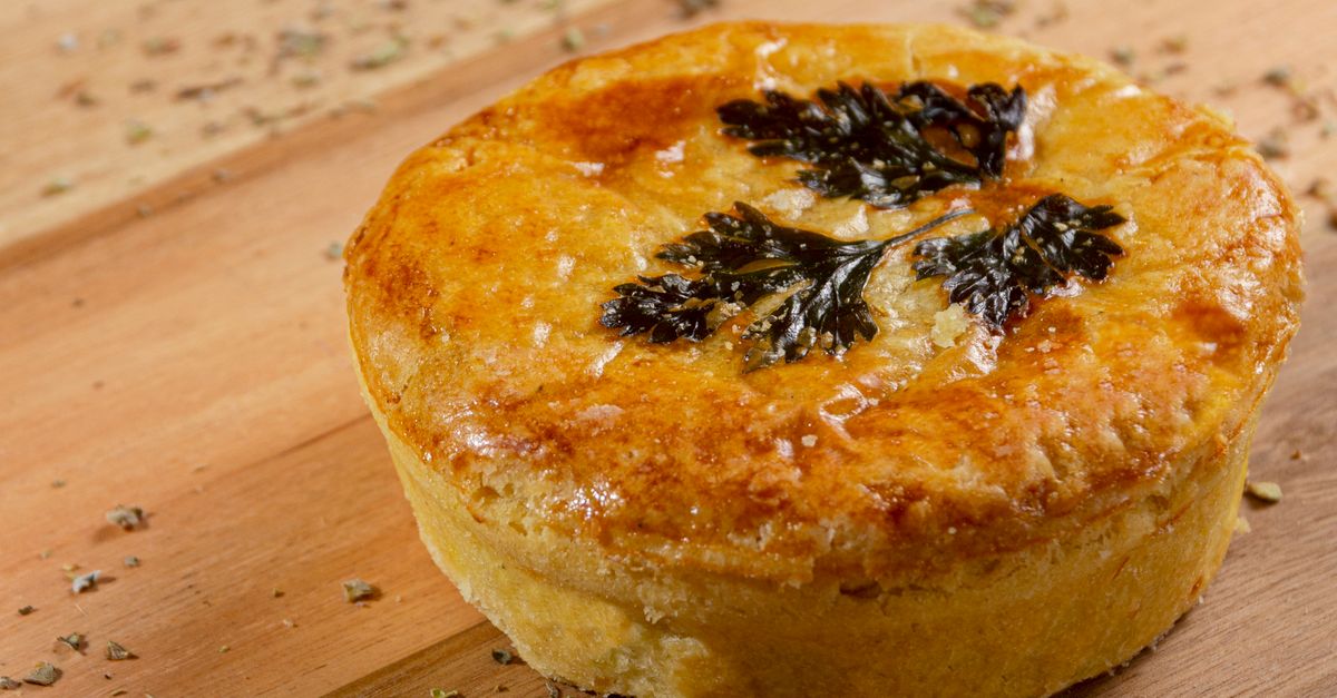 découvrez notre recette savoureuse de chicken pot pie, une tourte au poulet traditionnelle, parfaite pour un repas réconfortant et gourmand.