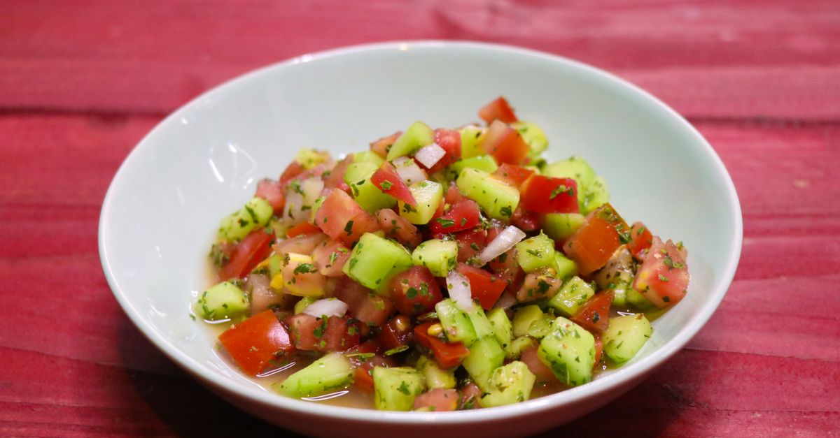 découvrez une recette fraîche et saine de tabbouleh au concombre, parfaite pour une salade légère et rafraîchissante.