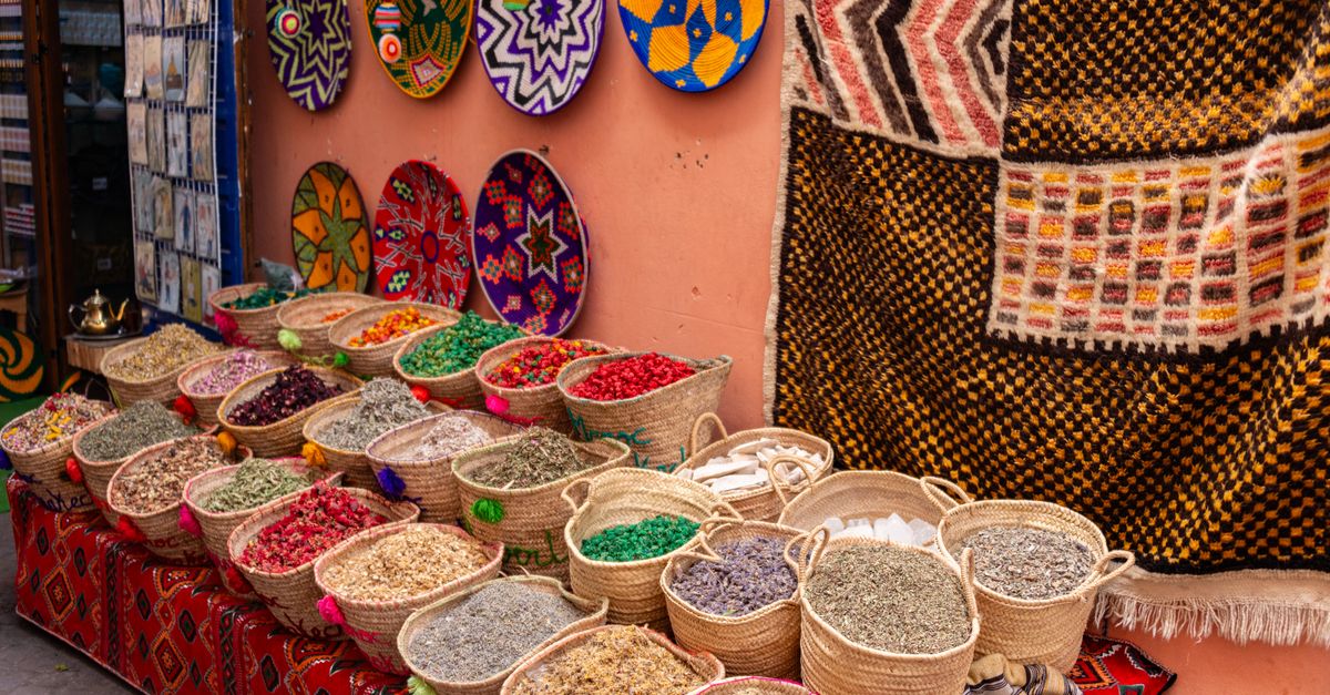 découvrez la richesse des épices marocaines, parfaites pour sublimer vos plats avec des saveurs authentiques et envoûtantes.