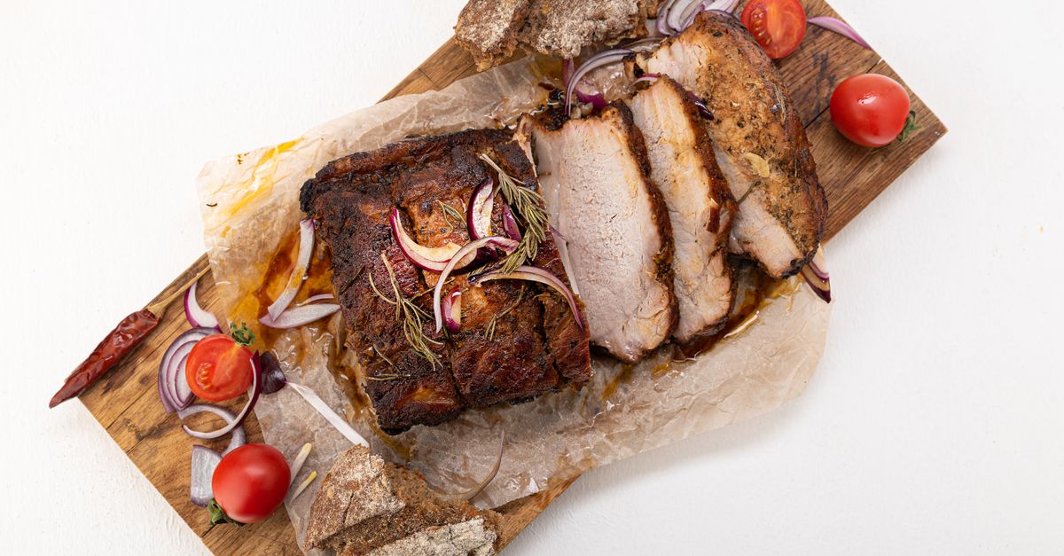 découvrez nos recettes savoureuses de rôti de porc, faciles à préparer pour un repas convivial et gourmand.