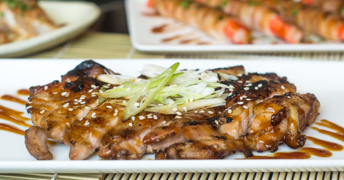 découvrez notre recette savoureuse de saumon teriyaki, facile à préparer et parfaite pour un repas sain et gourmand.