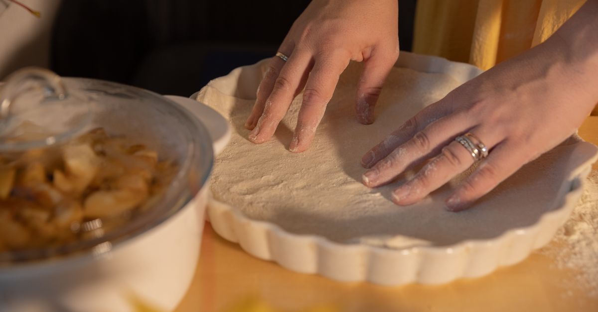 découvrez une recette facile et délicieuse de tarte aux pommes, parfaite pour toutes les occasions. guide étape par étape pour une pâte croustillante et une garniture savoureuse.
