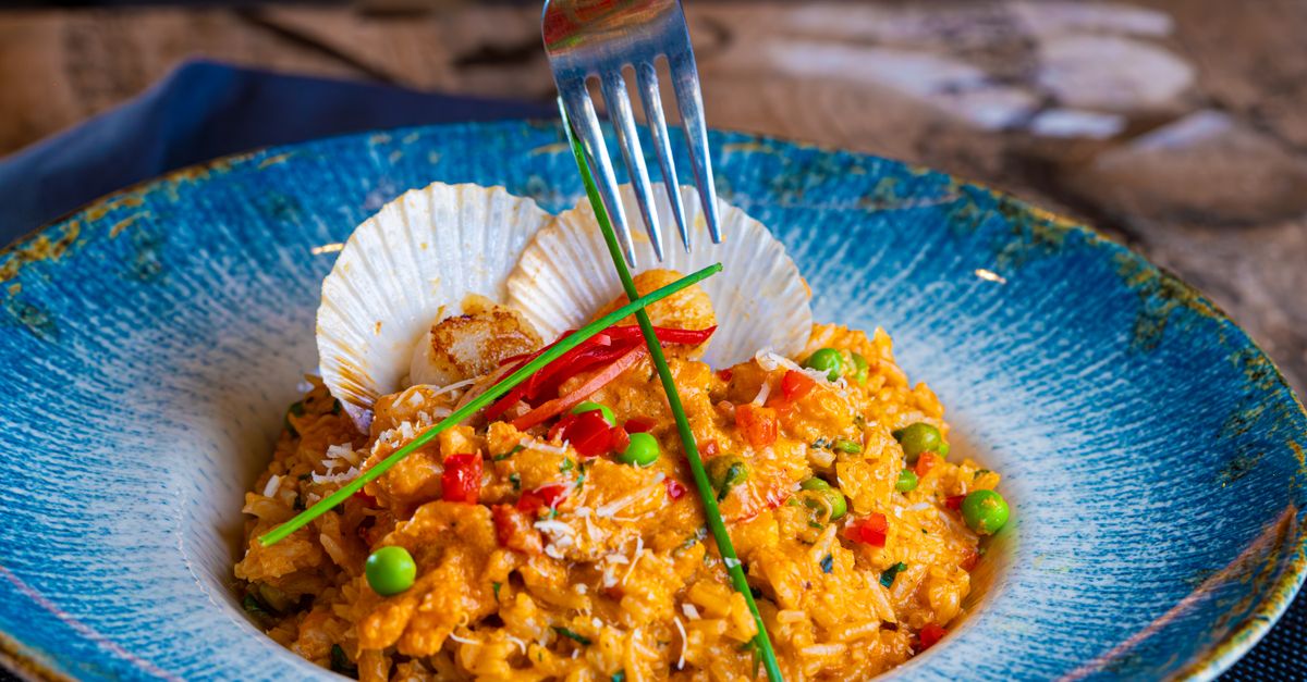 découvrez notre recette savoureuse de risotto au butternut et chorizo, alliant douceur et piquant pour un plat réconfortant et gourmand.