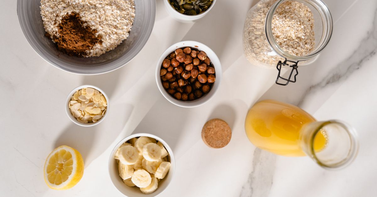 découvrez nos cookies sains à la banane et aux flocons d'avoine, parfaits pour une collation gourmande et équilibrée.