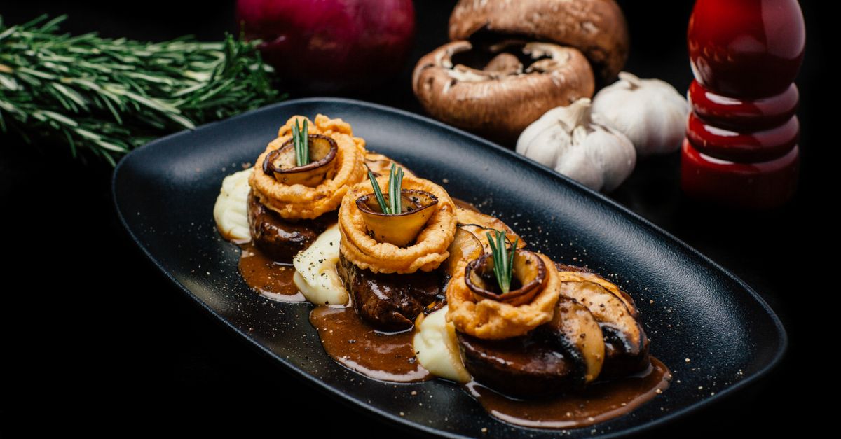 découvrez comment cuisiner un filet de porc tendre et savoureux avec nos recettes faciles et rapides, parfaites pour un repas délicieux en toute occasion.