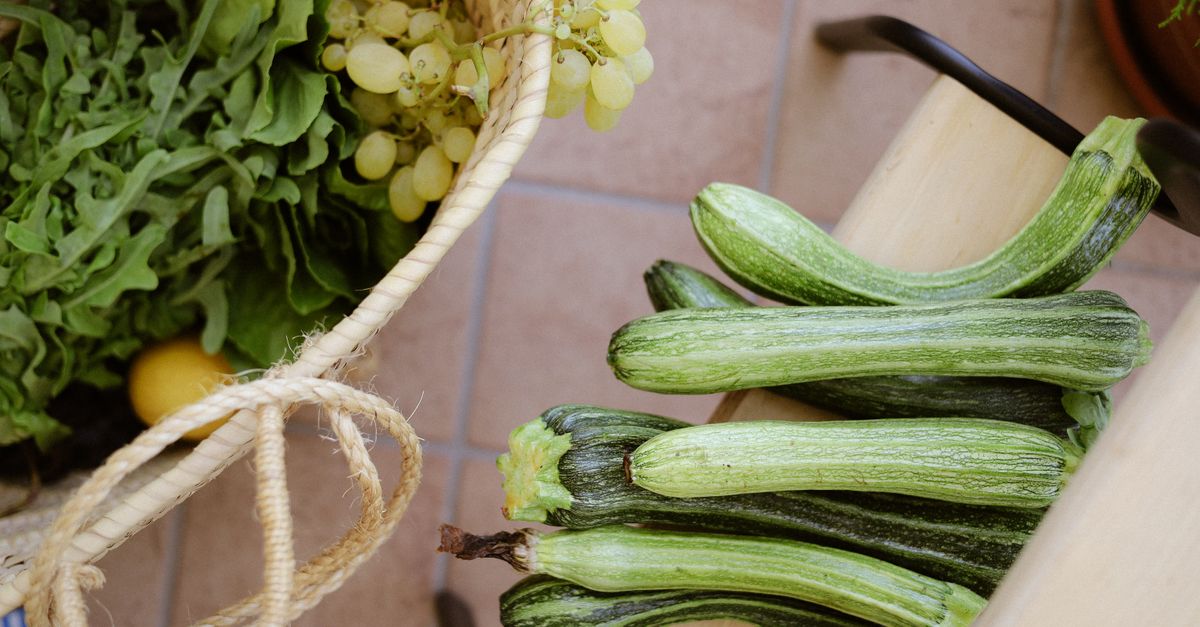 découvrez une recette délicieuse et facile de fleurs de courgette, parfaite pour sublimer vos repas avec des saveurs fraîches et originales.