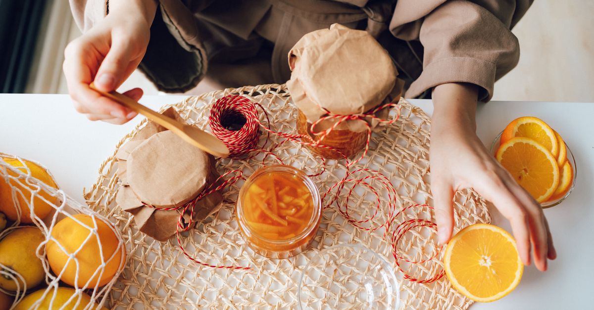 découvrez notre délicieuse recette de confiture d'orange amère, facile à préparer pour savourer un goût unique et acidulé à chaque tartine.