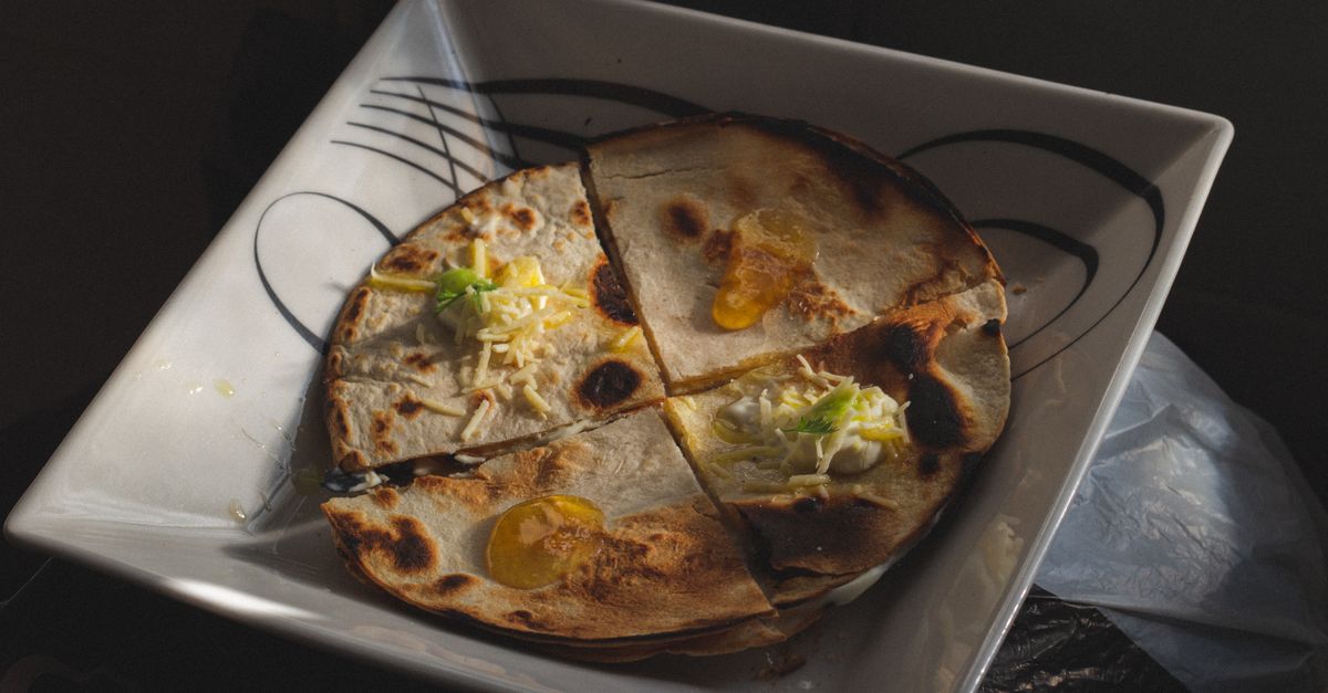 découvrez nos délicieuses recettes de quesadillas, faciles à préparer et parfaites pour un repas rapide et savoureux. idéales pour toutes les occasions et personnalisables à volonté.