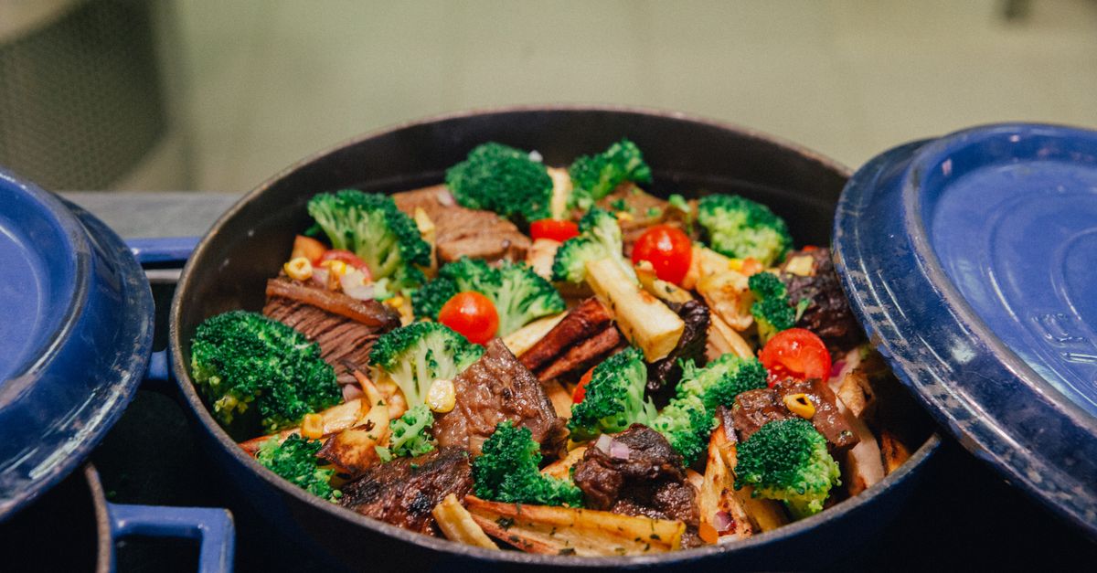 découvrez des recettes savoureuses et traditionnelles à réaliser avec un römertopf, pour des plats cuits lentement et pleins de saveurs.
