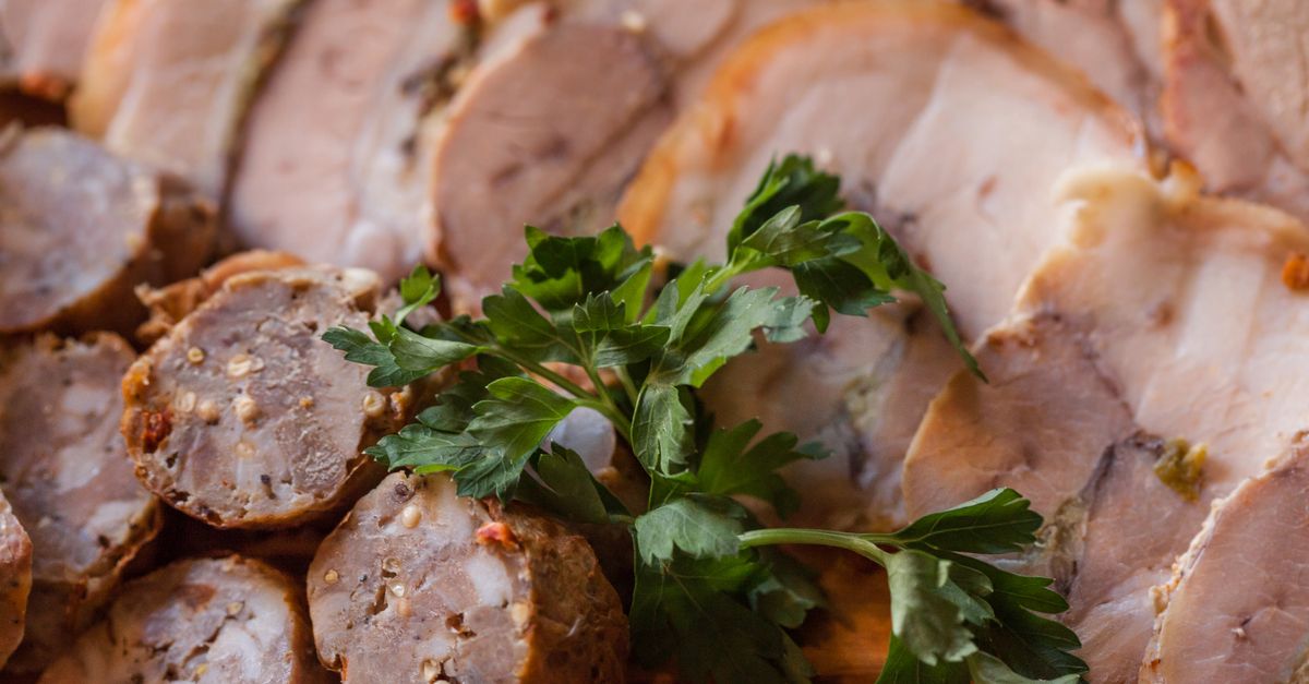 découvrez une recette facile et savoureuse de saucisse blanche pour un repas authentique et gourmand.